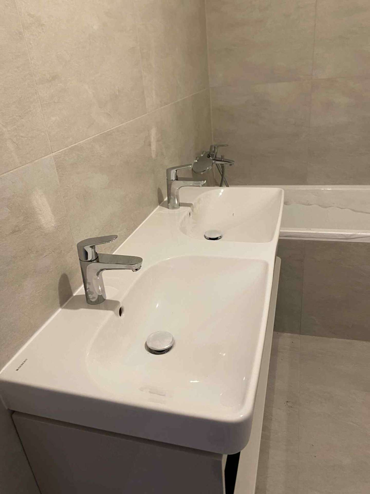 Montáž a výmena batérií